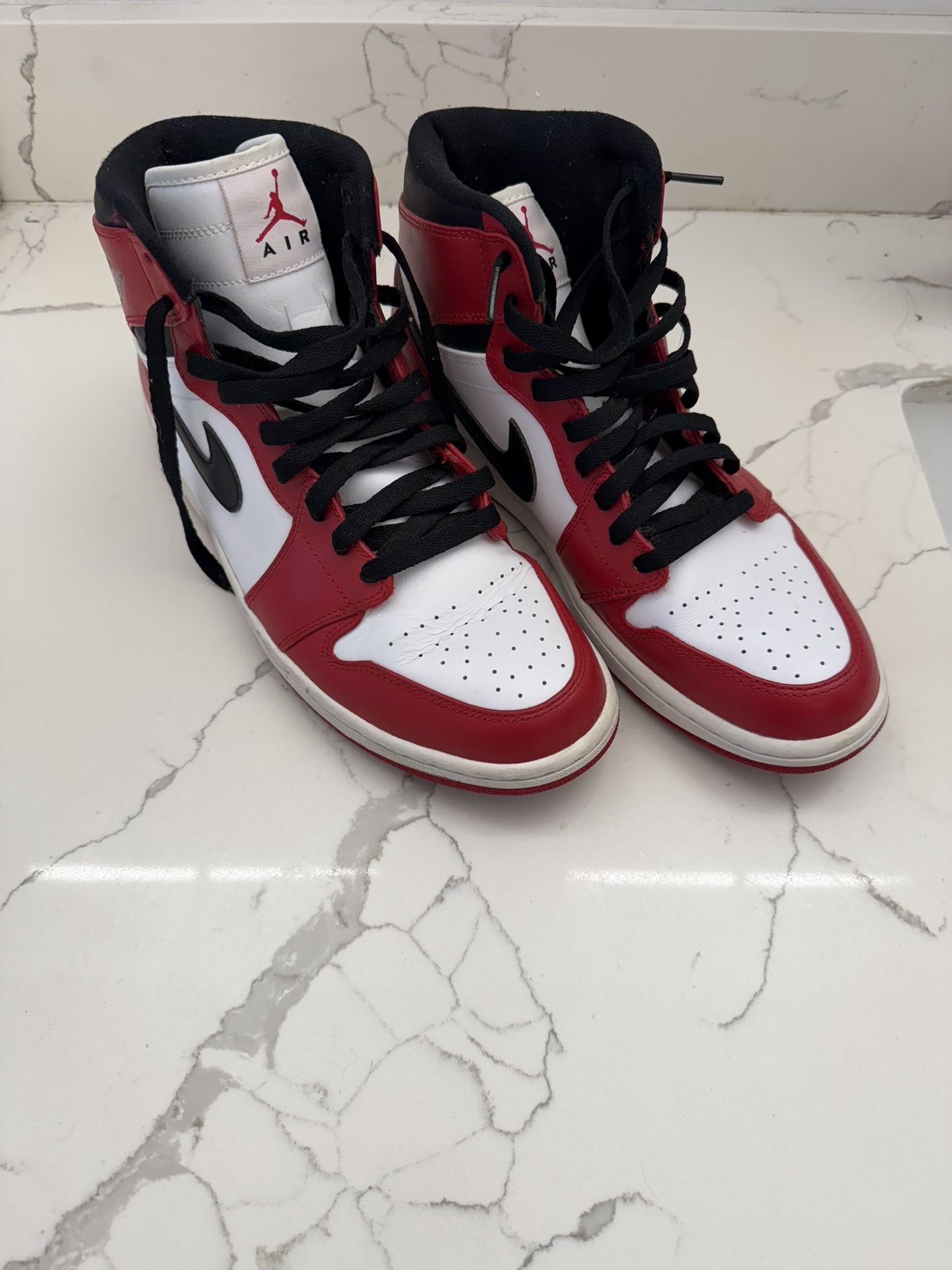 2015 Air Jordan 1 Chicago Size 10
