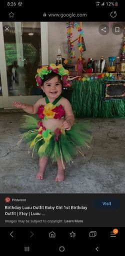 Hawaiian outfit for babygirl