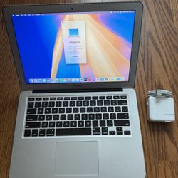 MacBook Air 13" 2017 A1466/8GB RAM/128GB SSD/Low Battery Cycle/Fully Functional/No remote management/DOE Retired MacBook