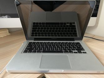 Macbook pro i5 500gb 13”