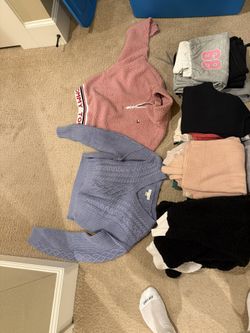 Nice sweater and sweat pants teen or small size