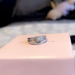 Engagement Ring With Wrap
