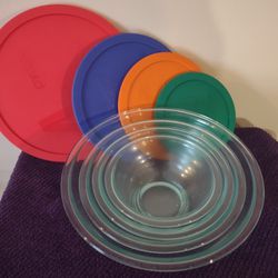 Pyrex 8-piece Glass Mixing Bowl Set With Matching Lids