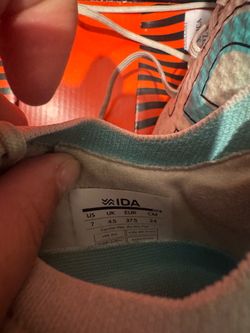 IDA cleats