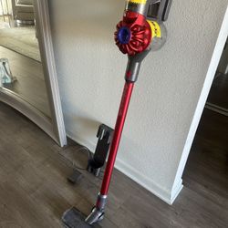 Dyson V8 Motörhead Origin