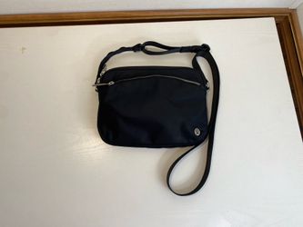 Lululemon City Adventurer Crossbody Bag 2.5L, Black/Silver