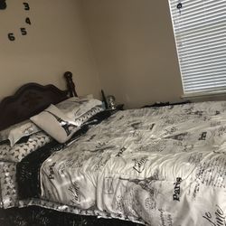 Queen Bedroom Set 