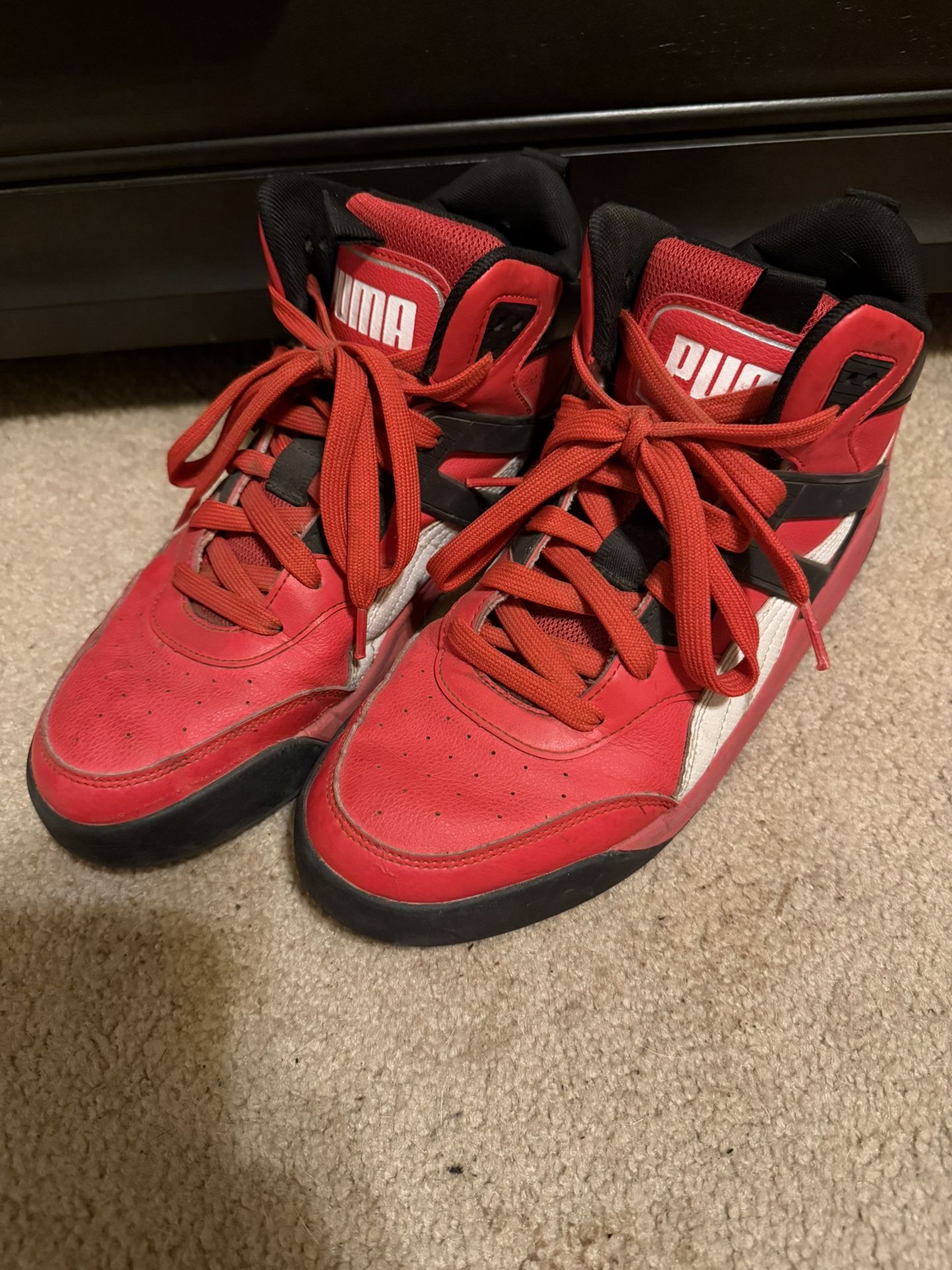 Used Puma Sneakers