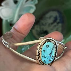 Vintage Sterling & Turquoise Navajo Cuff Bracelet 