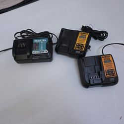 Chargers Makita 12v !!!!DeWalt 12v 