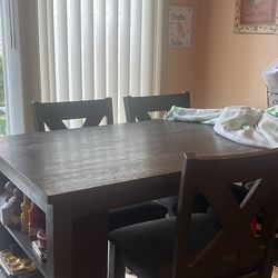 High top pub table / chairs