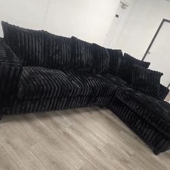 (NEW IN BOX) Black Cord Reversible Sectional With Cup Holder & USB CHARGING PORTS** -FINANCE AVAILABLE