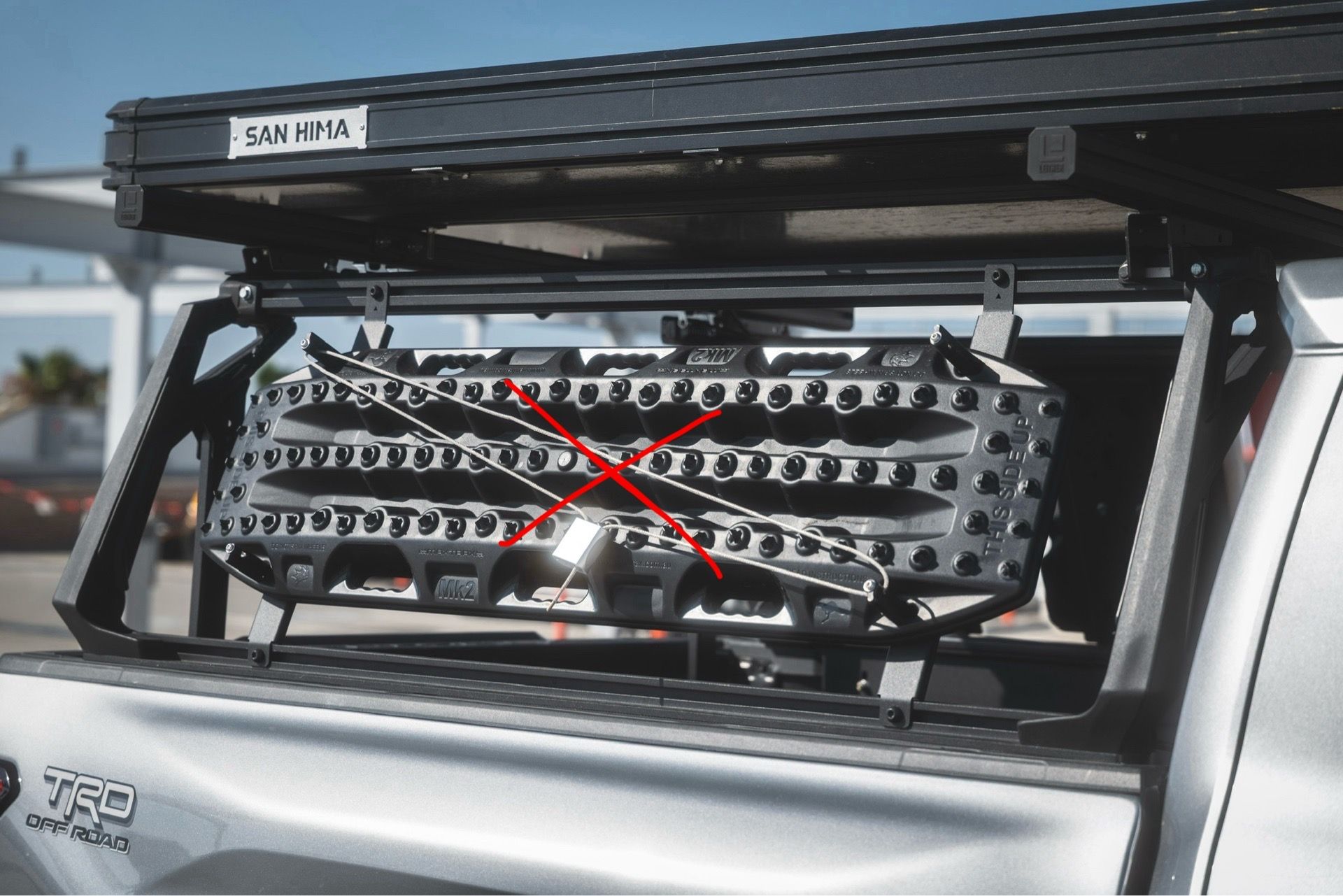 Leitner ACS Forged Bed Rack (No Drill)
