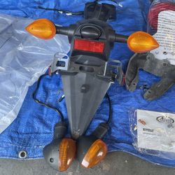2021 R3 Fender And Turn Signals 