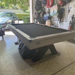 7 Foot Pool Table