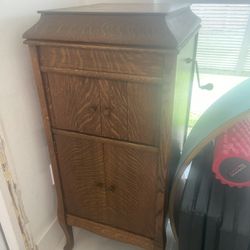 Antique Columbia Grafonola Victrola 