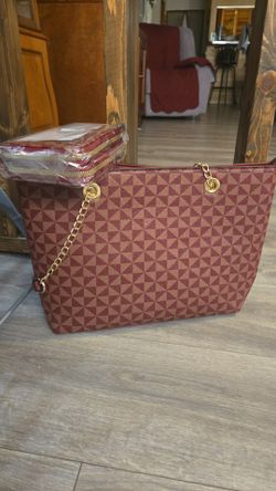 Beautiful Purse's Set Just $30