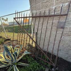 1940s Brentwood Mansion Twisted Wrought Iron Gate
