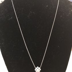 Nadri Flower Cubic zirconia Necklace, silvertone, New, 18' long