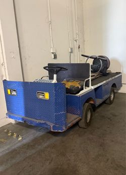 Golf cart
