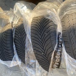 Set of Tires 