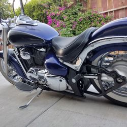 2005 Suzuki Boulevard