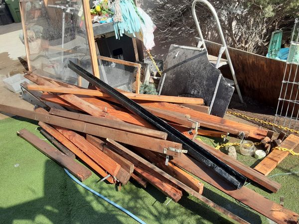 Lumber Wood 2x4 4x4 plywood cage 1 4 1 2 2.5 for Sale 