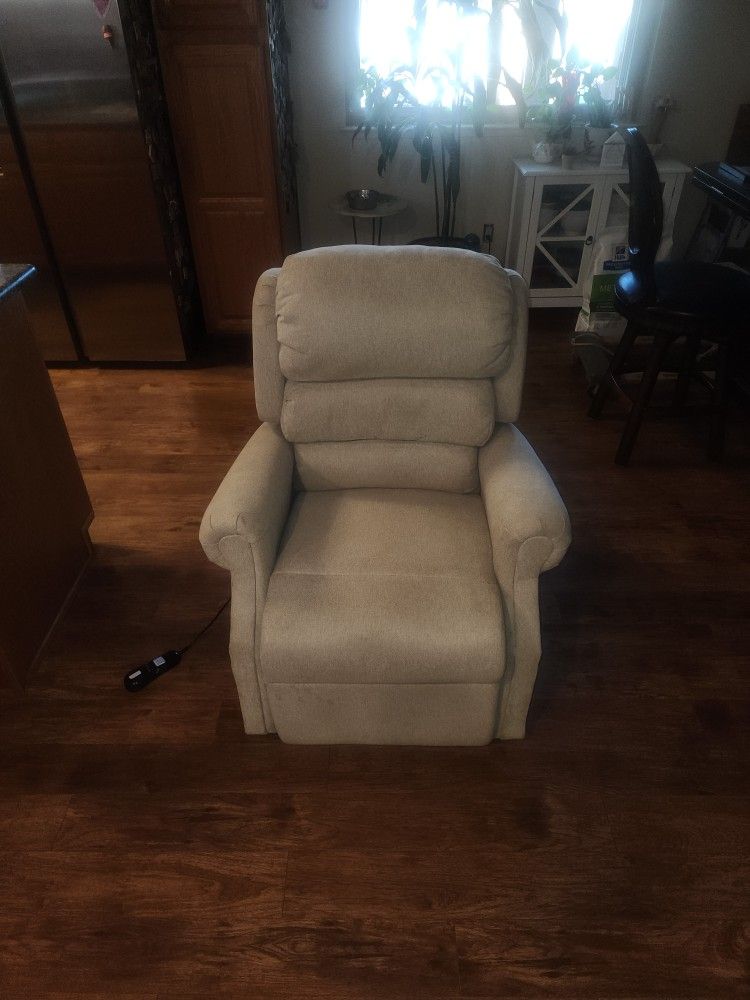 Lift Recliner
