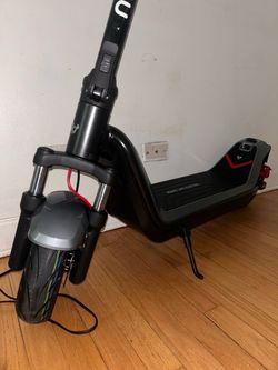 NIU KQI 300X