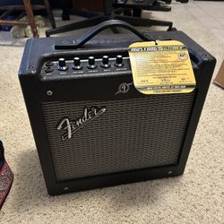 Fender Mustang V2 Guitar Amp