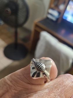Sting Ray ring