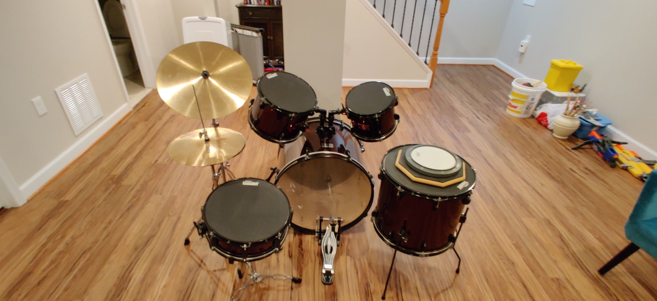 Jett percussion drum set