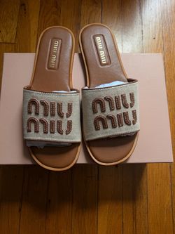 woman sandal