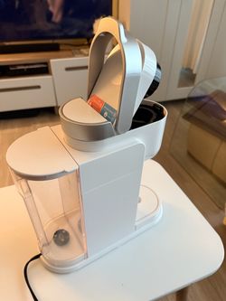 Nespresso Vertuo Next Coffee Machine White