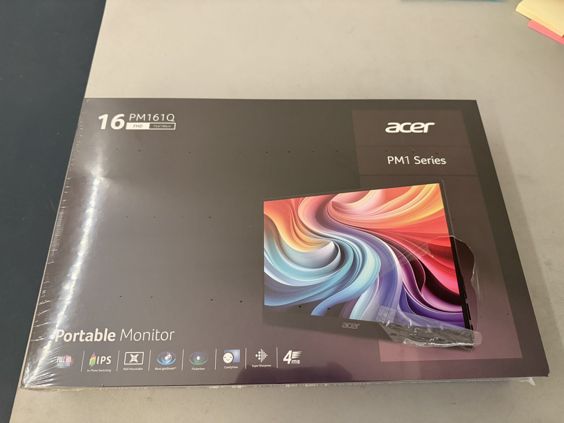 Acer PM161Q Portable Monitor