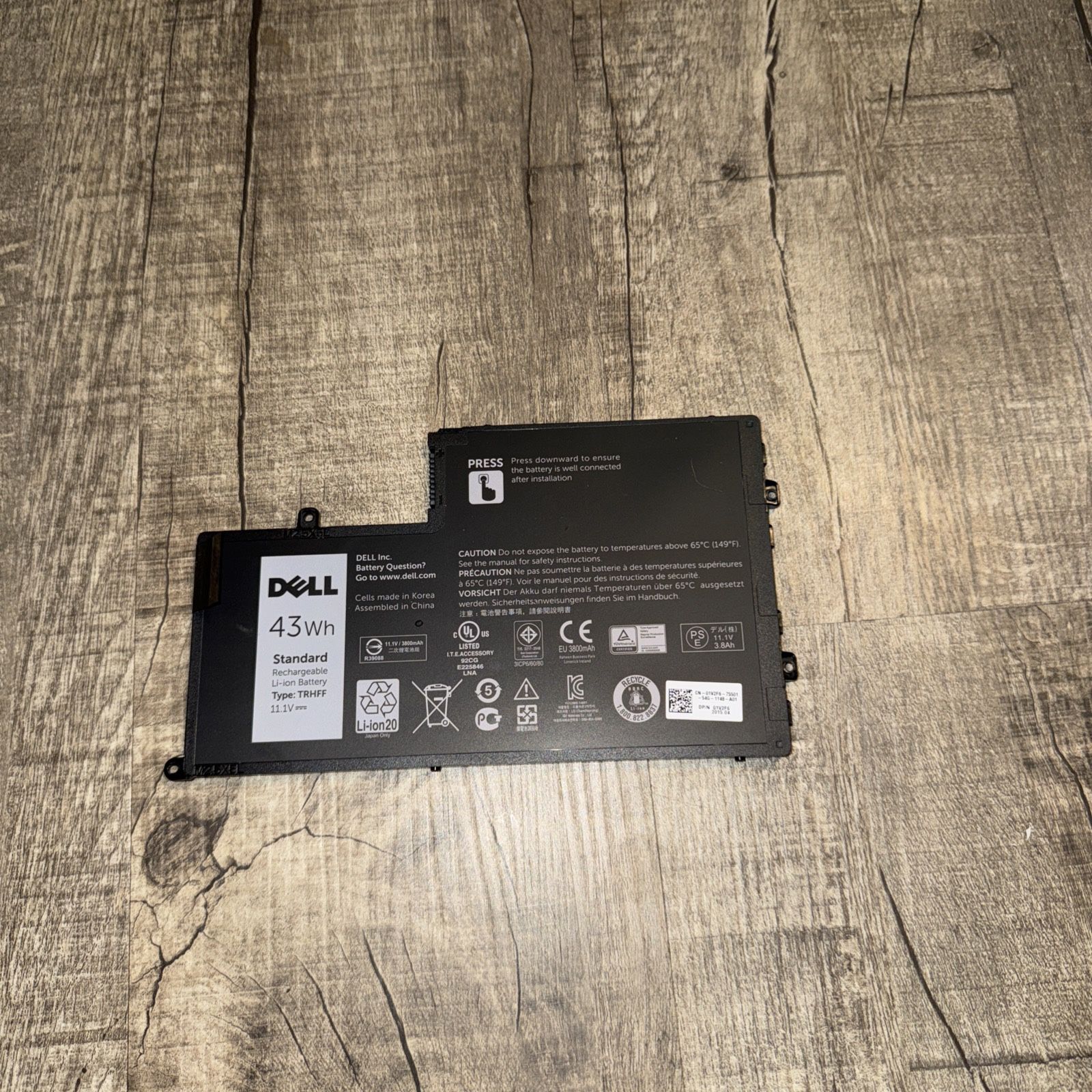 DELL OEM BATTERY 43Wh - MODEL TRHFF / 11.1V-3.8 Ah / LI-ION -DP/N 01V2F6