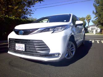 2023 Toyota Sienna
