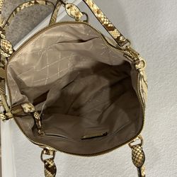 michael kors purse/bag