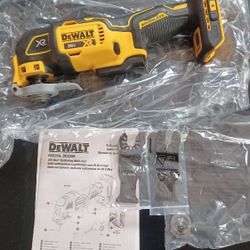 20V MAX XR Cordless Brushless 3-Speed Oscillating Multi Tool (Tool Only)
