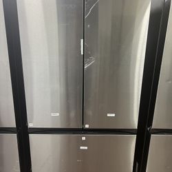 Samsung Bespoke Refrigerator Large 30 cu ft Beverage Center $2000 OFF!