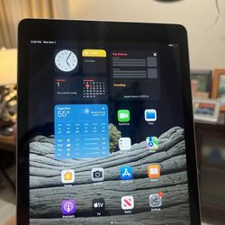 iPad 5 GEN 128 GB Unlocked 