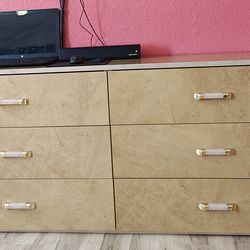 Bedroom set (for Free)