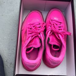 Cardi B  Reebok