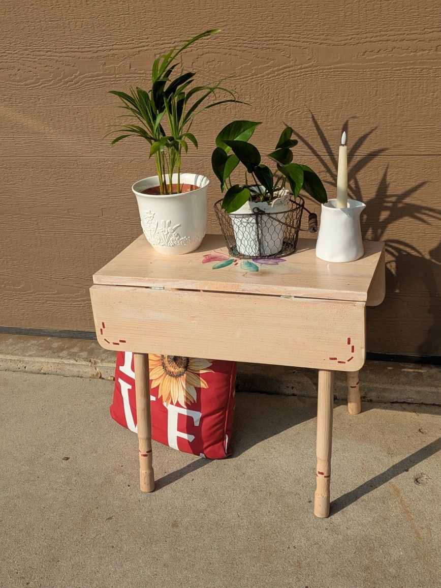 Vintage Folk Art Mini Size Drop Leaf Table Plant Stand Hand Painted