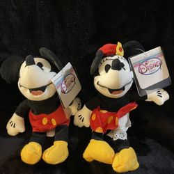 Disney 30’s Mickey and Minnie Beanie Babies 