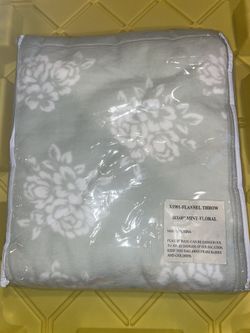 Brand New 50x60 Flannel throw