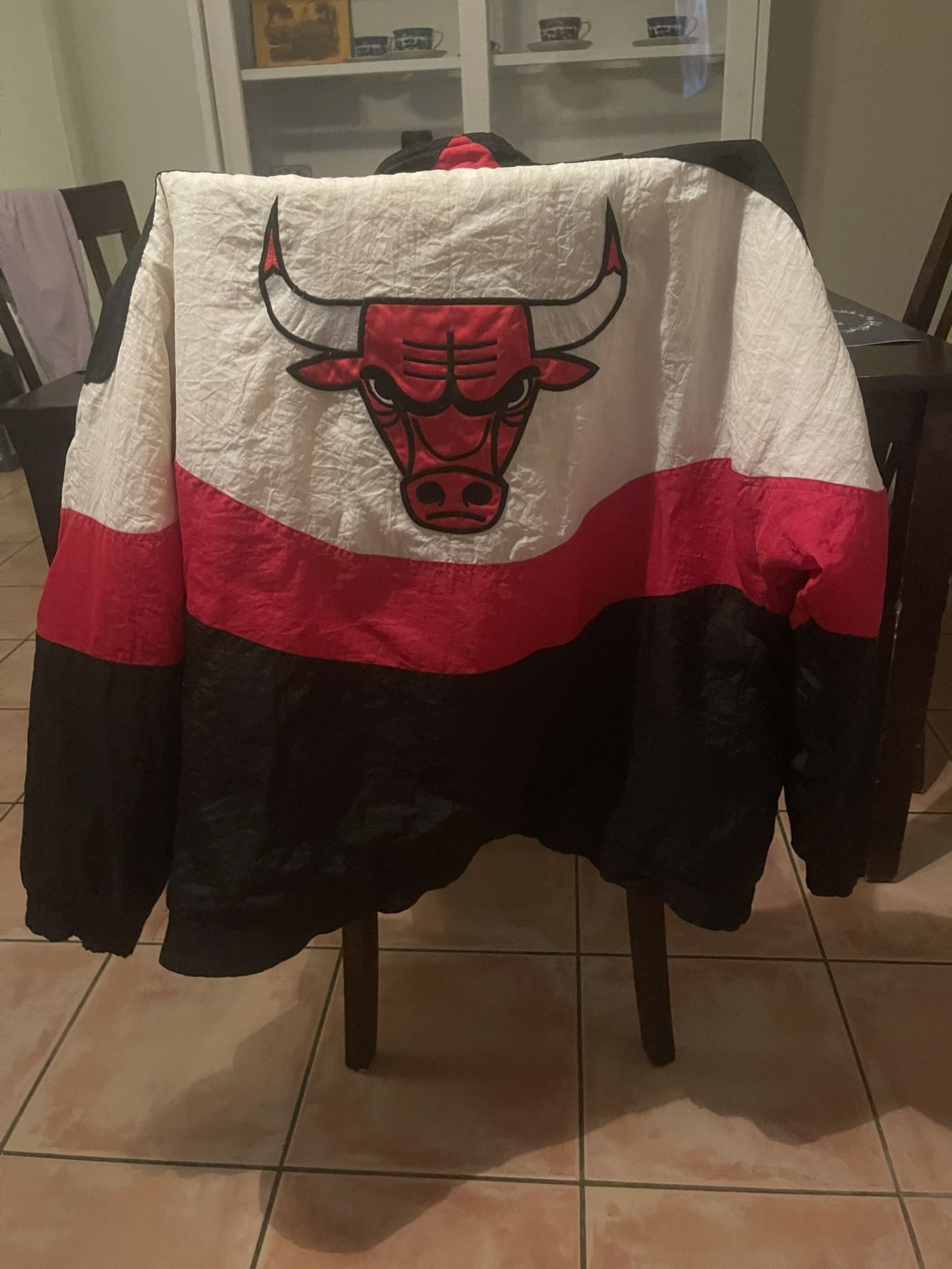 VTG Chicago Bulls Apex One Puffer Hooded Jacket Men Medium Black Red 90s