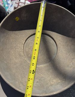 Brand new Big decor bowl,if it’s posted it’s available. .see map for approx pick up