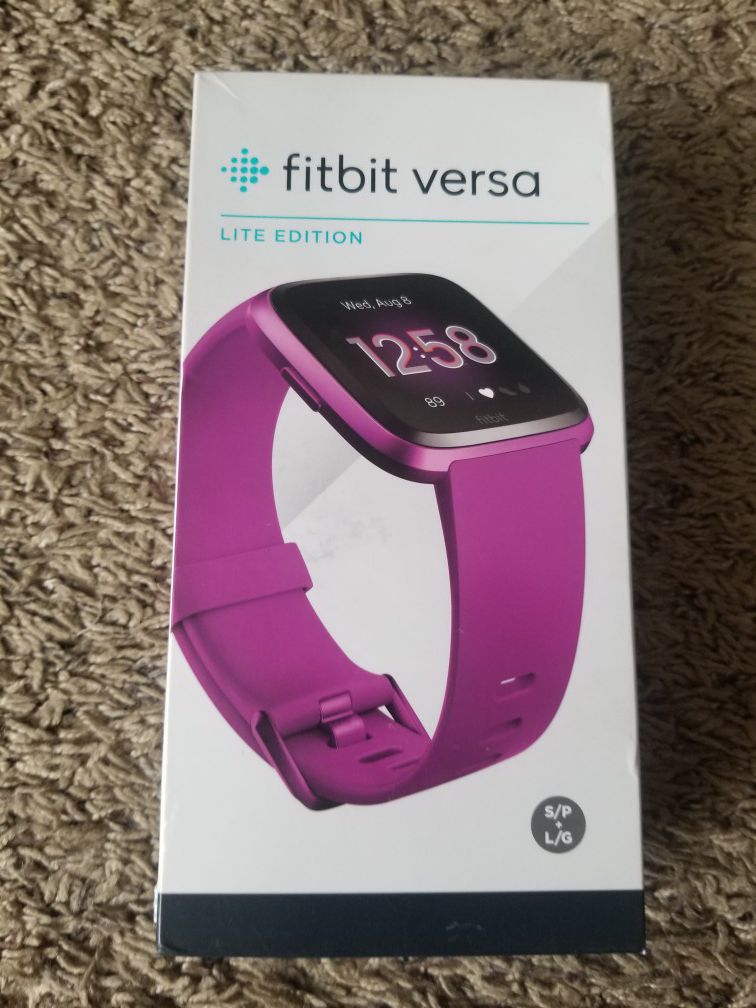 New!!Sealed!!Fitbit Versa Lite Edition Activity Tracker + Heart Rate (Small/Large) Pick up only