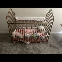 Matching Crib And Changing Table